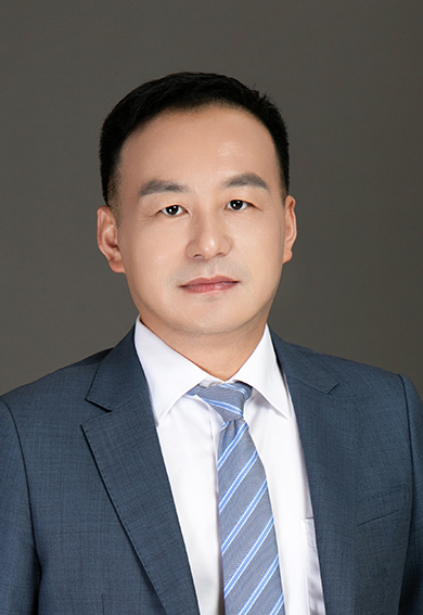 党委书记 龙长春